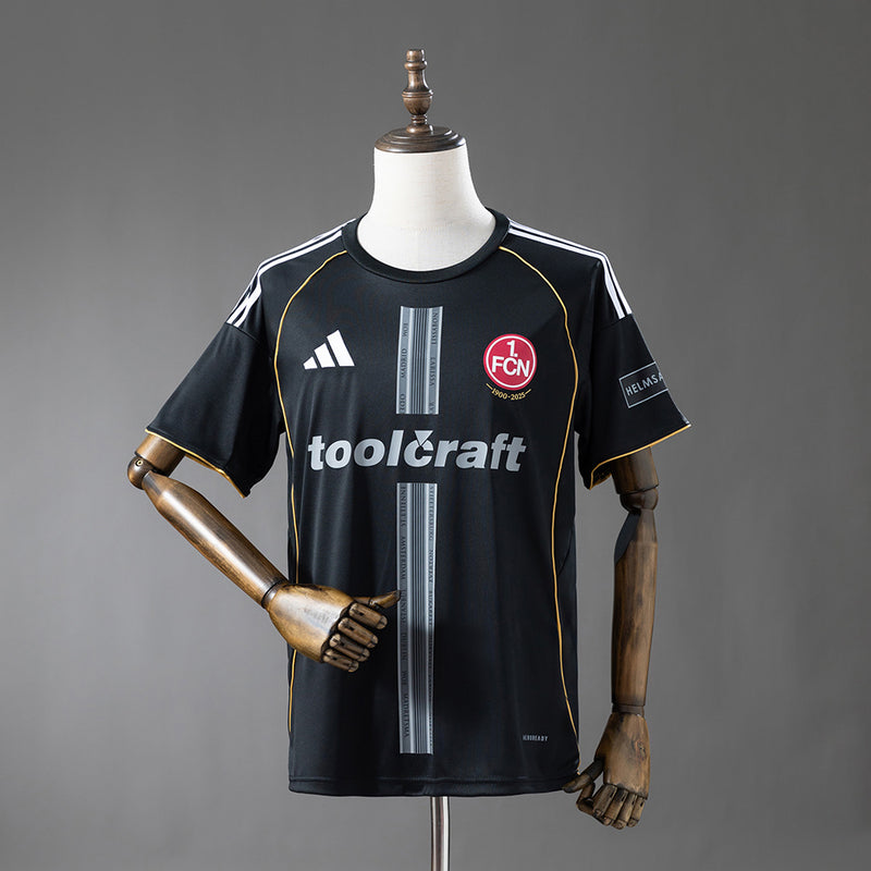 Camisola do F.C Nürnberg Liga Europa 25/26 - Versão Torcedor